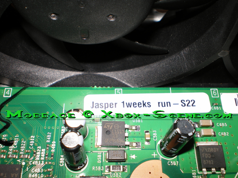 Illustration for article titled New Xbox 360 Motherboard Leaked, Has 256MB Flash Memory